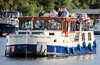 Das größte Stahlverdrängerboot in der KUHNLE-TOURS Hausbootflotte: Kormoran 1500